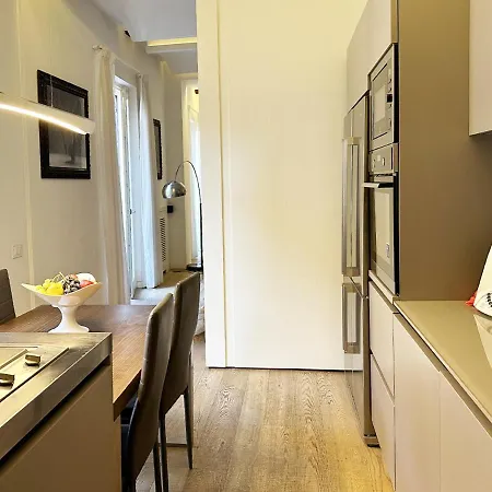 Arcasuite Tritone Luxury Рим