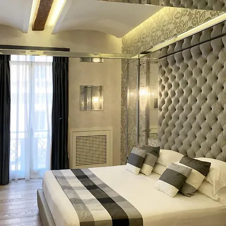 Arcasuite Tritone Luxury Apartment
