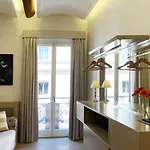 Lägenhet Arcasuite Tritone Luxury *