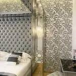 Arcasuite Tritone Luxury Rom