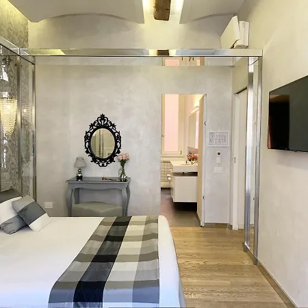 Arcasuite Tritone Luxury Appartement