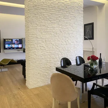 Arcasuite Tritone Luxury Lägenhet